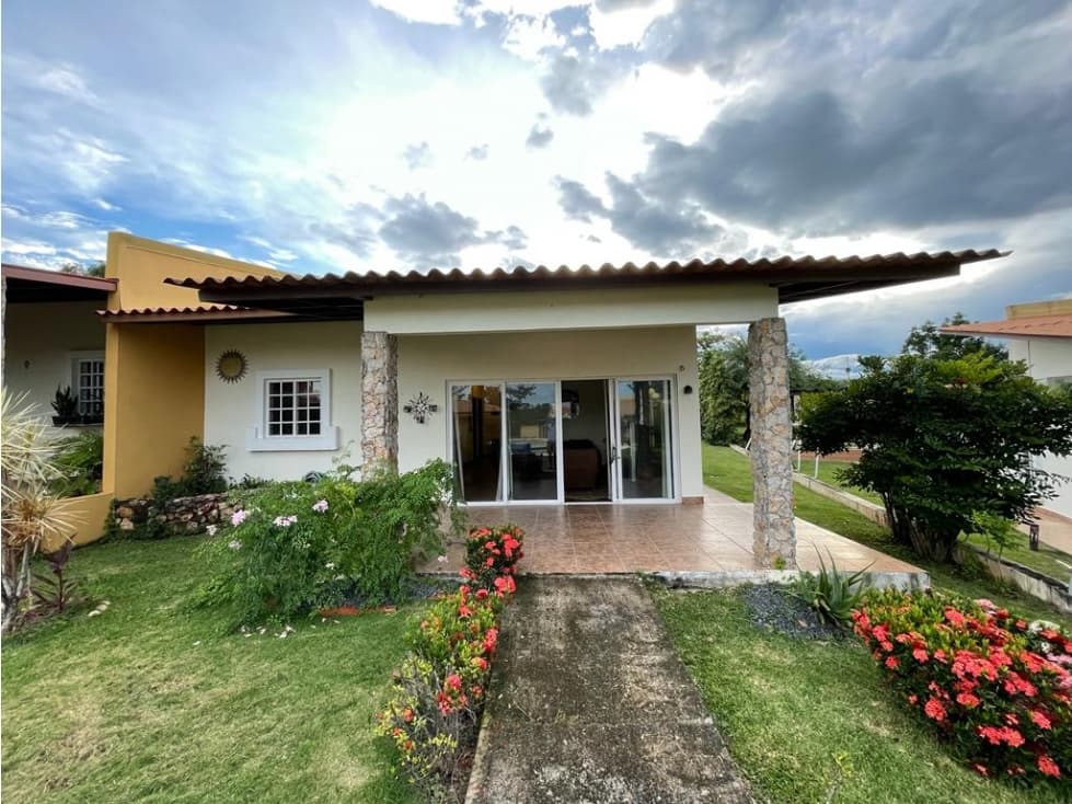Venta de villa campestre en Brisas de Lajas, Chame. - 1