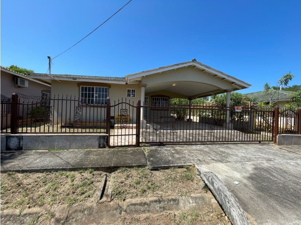 Se vende casa en Mirador del Bosque en Las Tablas - 1