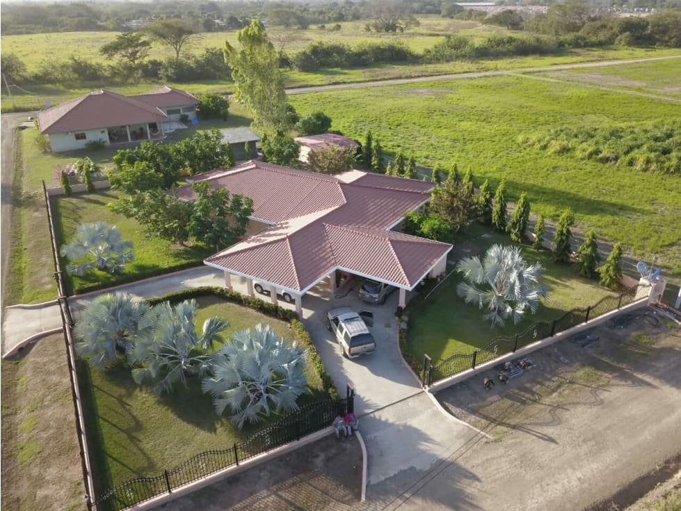 Venta de casa en Corpus Christi, Los Santos - 1