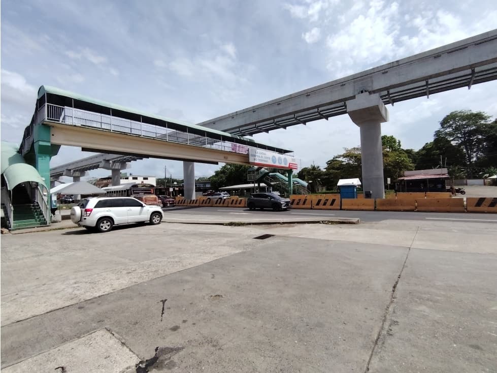 Se Alquila Local de 100 mts2 en Planta Baja Arraijan - 1