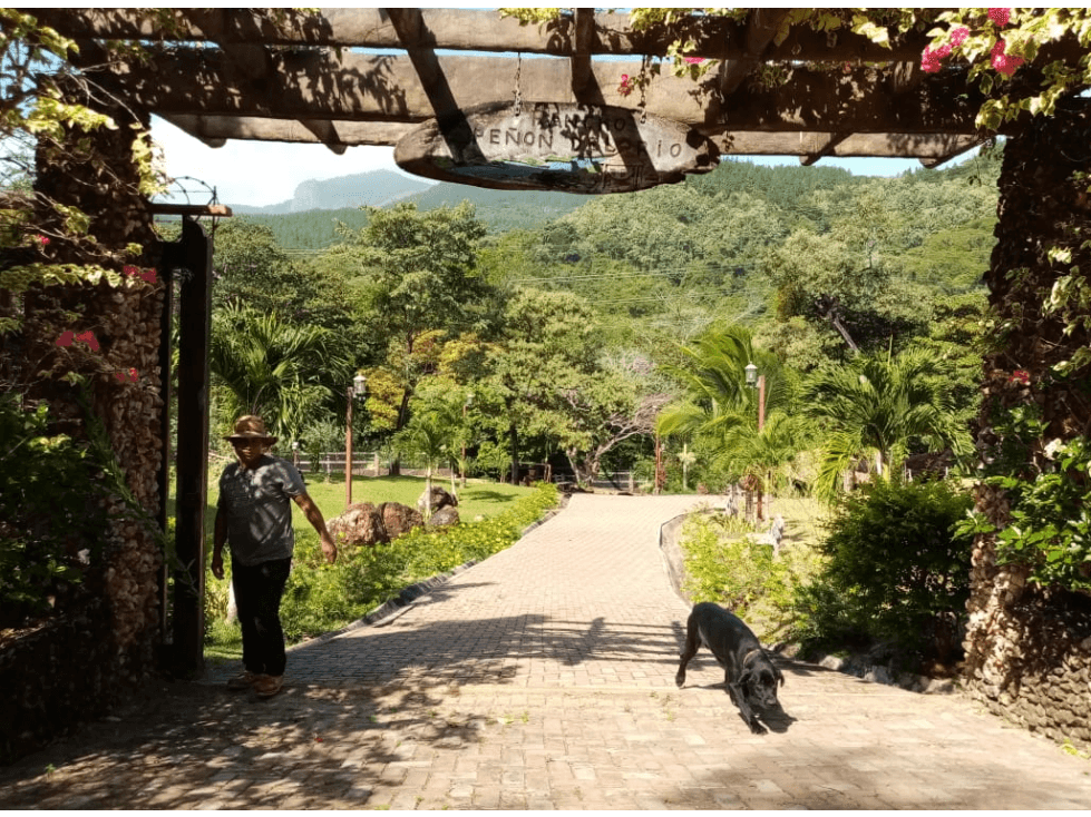 Se Vende Terreno en Sajalices de 4200Mt2 (DR) - 1