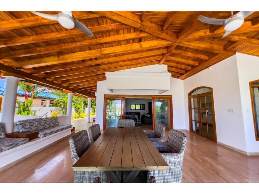 Se vende dúplex frente al mar en Playa Blanca, Río Hato - 1