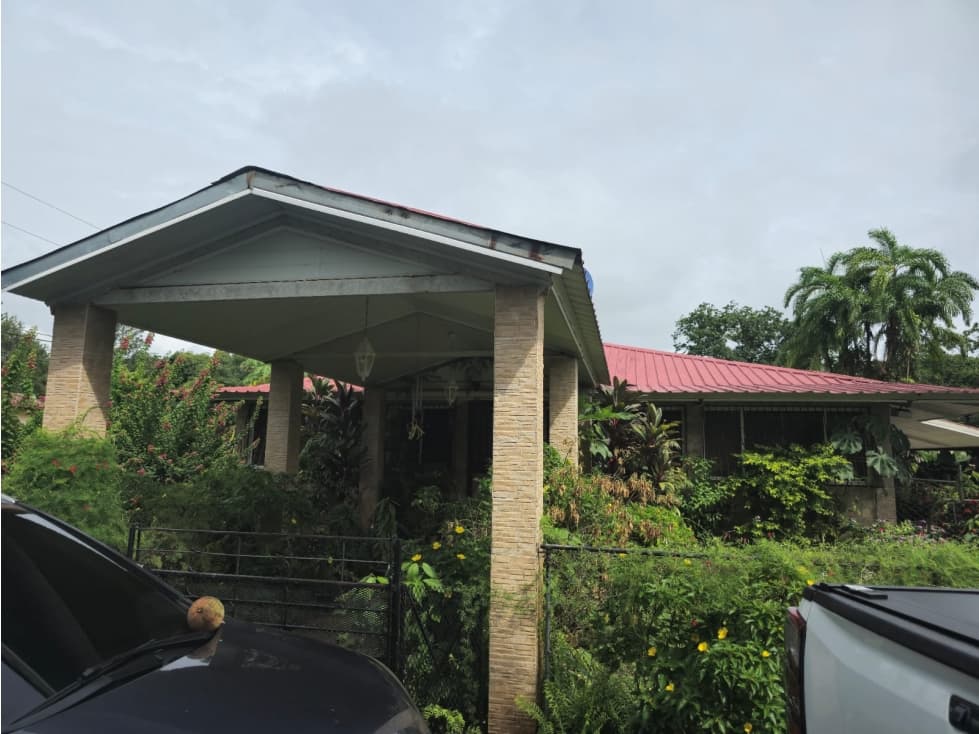 VENTA DE CASA CON FINCA EN CAMPANA - 1