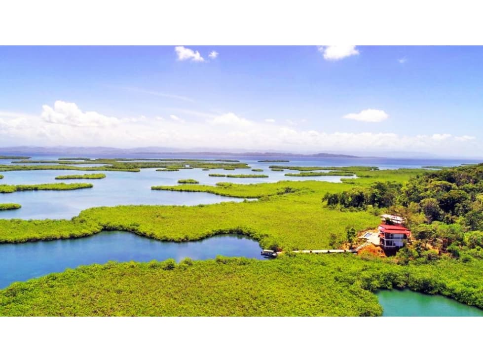 FOR SALE HOTEL IN BOCAS - FRENCH TOUCH - 1