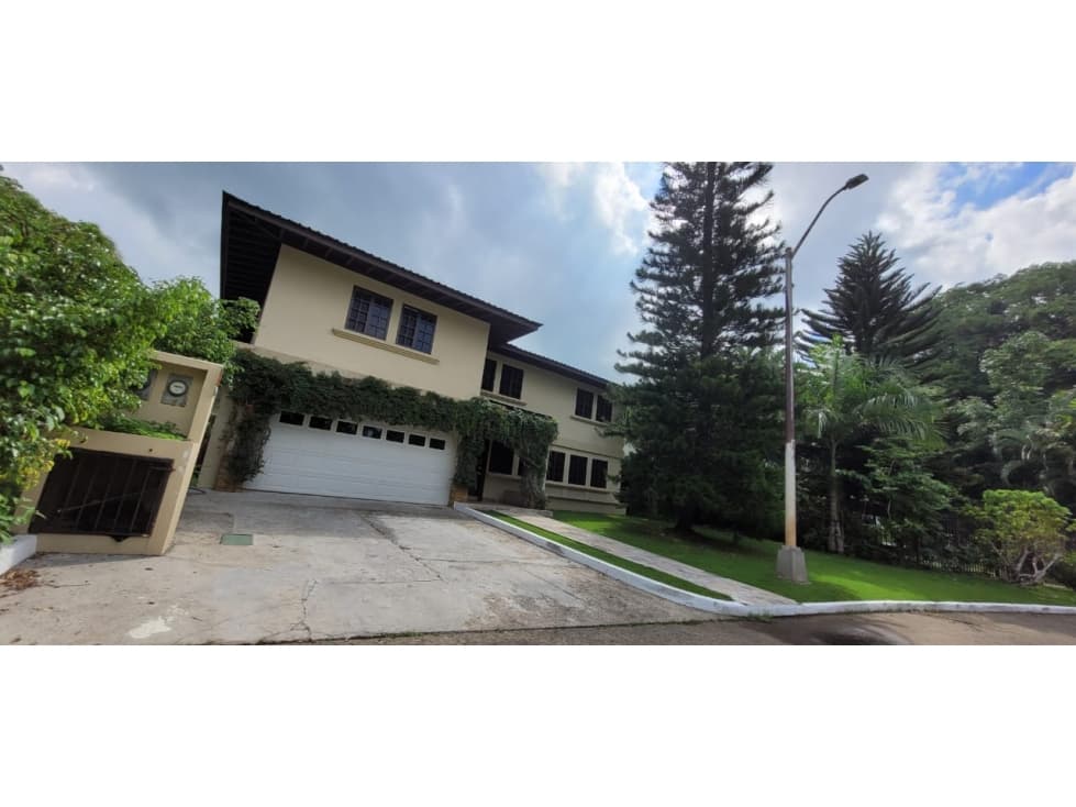Hermosa Casa en Clayton - En alquiler !! - 1