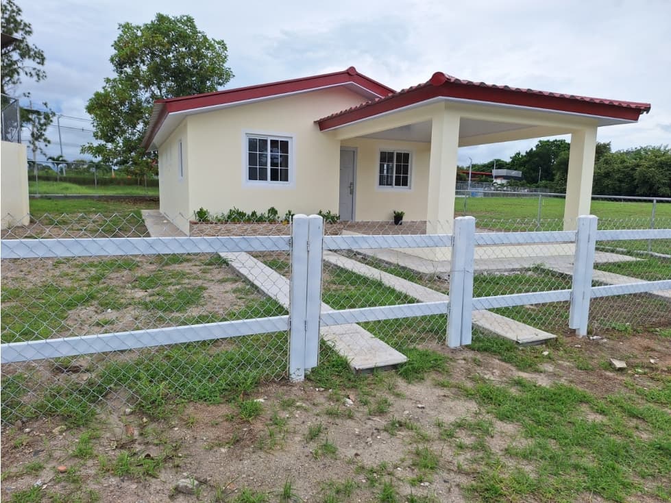 VENTA DE CASA DE PLAYA EN SANTA CLARA RÍO HATO FARALLÓN - 1