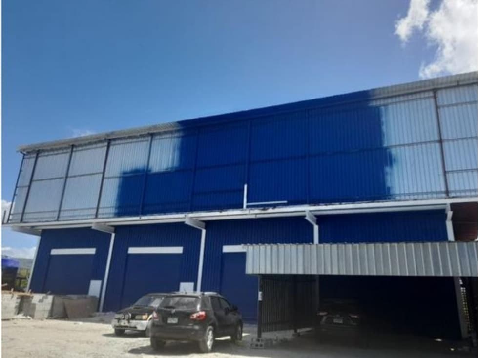 ALQUILER DE BODEGA EN MAÑANITAS DE 560 MTS2 - 1