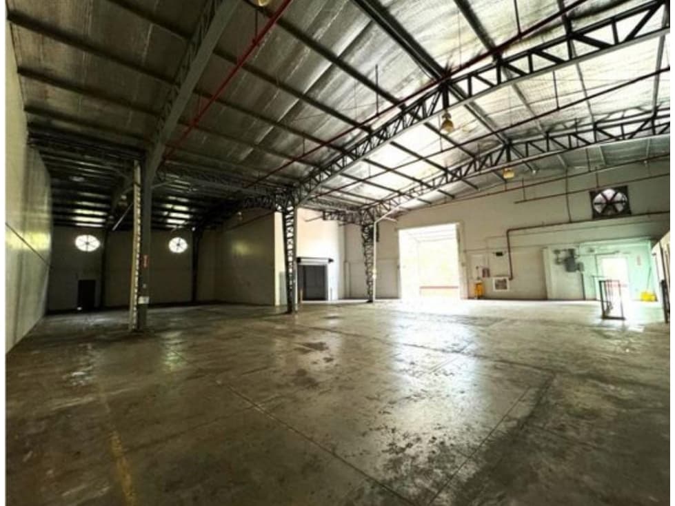 ALQUILA YA TU BODEGA EN ZONA FRANCA DE 600 MTS2 - 1
