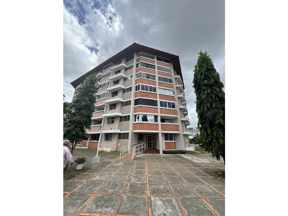 Apartamento PH Residencial Llano Bonito en Planta Baja - 1
