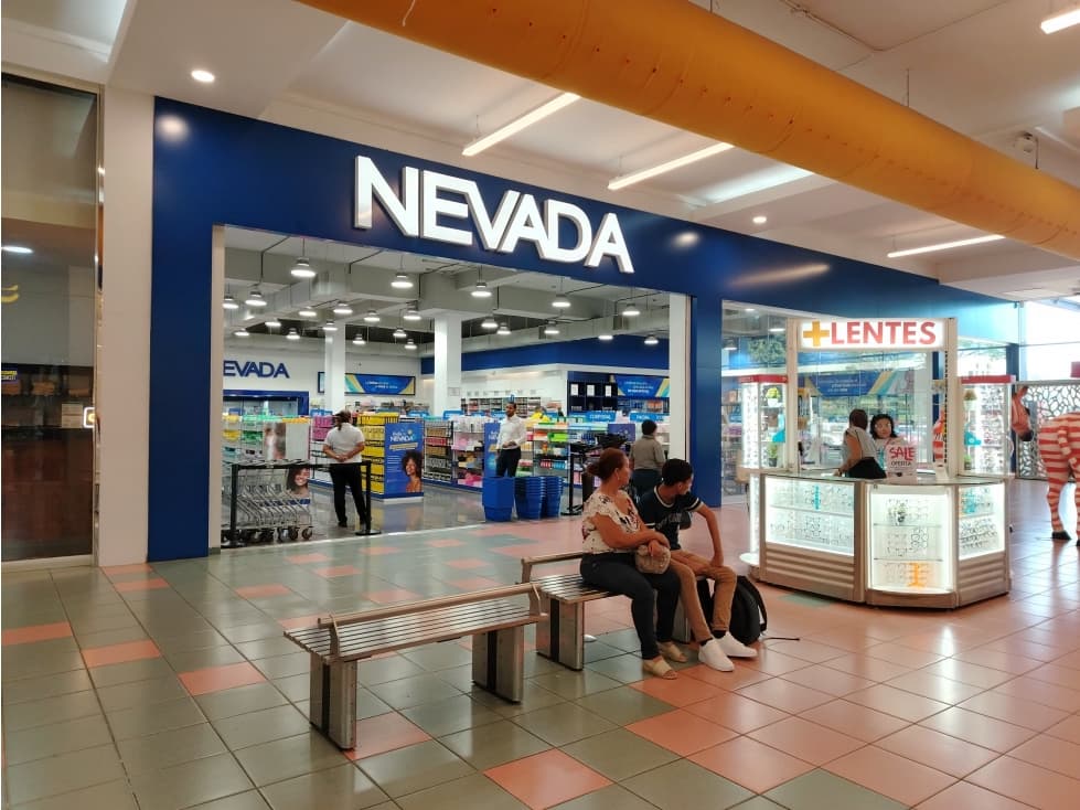 SE VENDE LOCAL EN ALBROOK, PASILLO DE LA CEBRA - 1