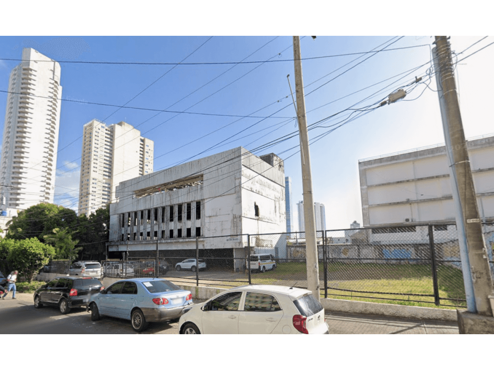 SE VENDE EDIFICIO EN CALIDONIA - 1