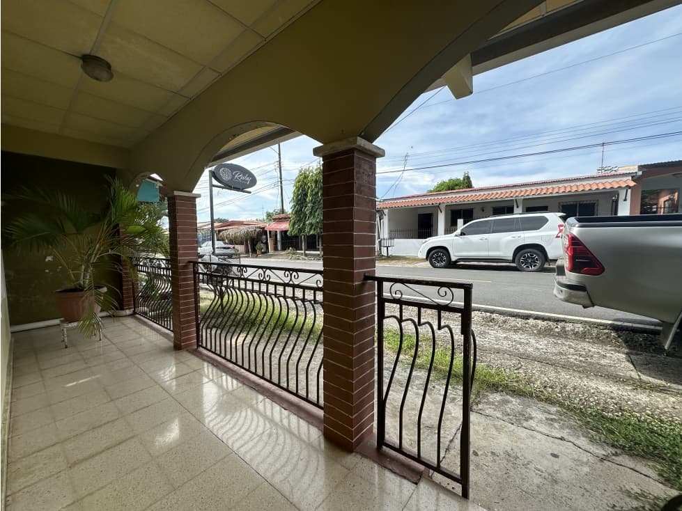 Se Vende Casa en Urbanizacion La Ermita, Las Tablas - 1