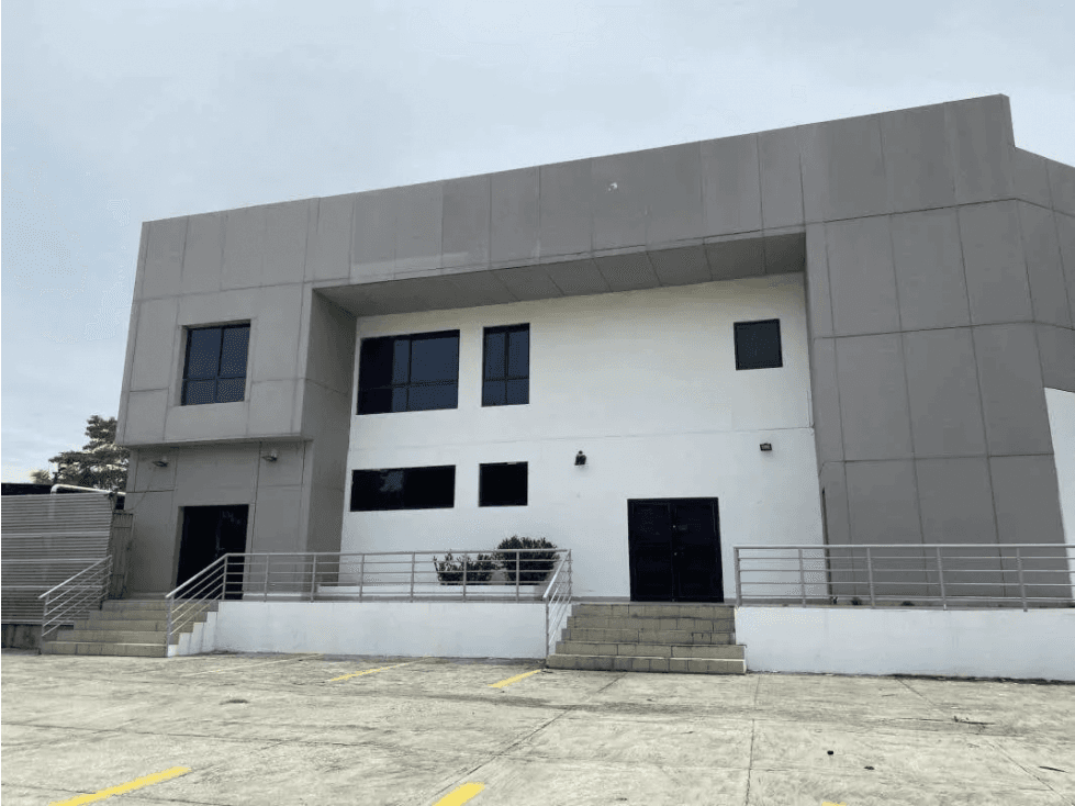 Melissa Foster Luxury Vende Edificio en Albrook MF951 - 1
