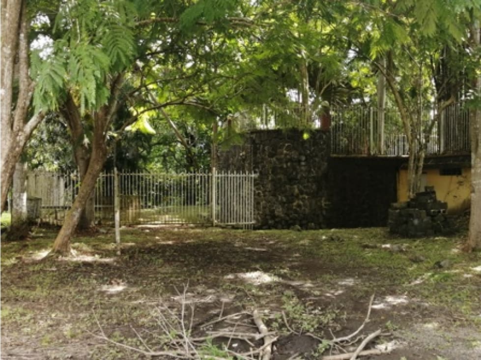 Venta casa en Las Cumbres - 1