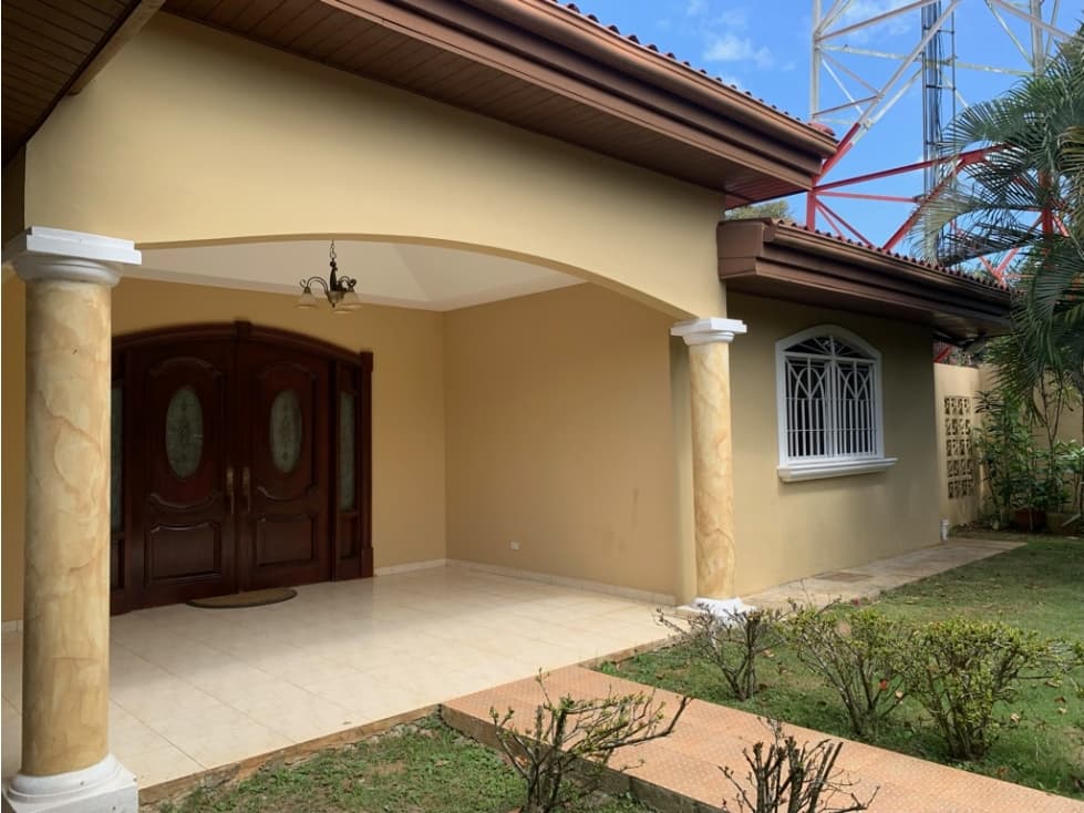 VENDO CASA URBANIZACION MARIA LETICIA LA CHORRERA - 1