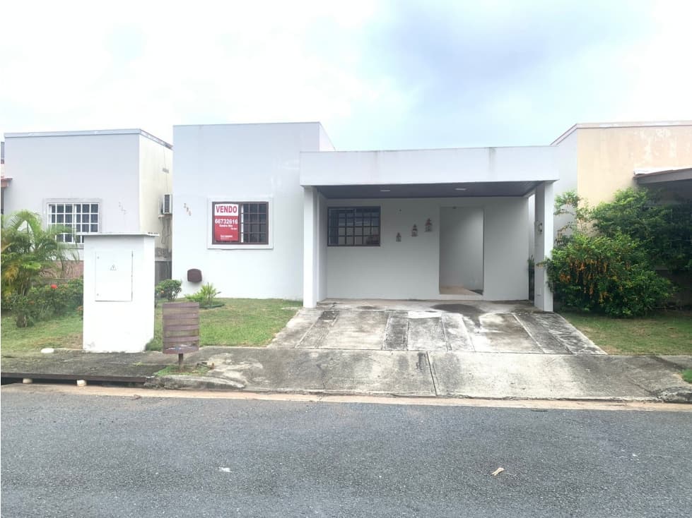 VENDO CASA EN ARBOLEDAS LOS OLIVOS LA CHORRERA - 1