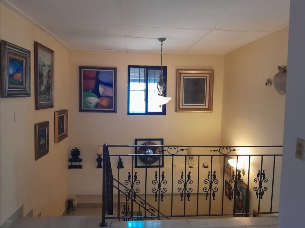 Venta de casa en Altos del Golf - 1