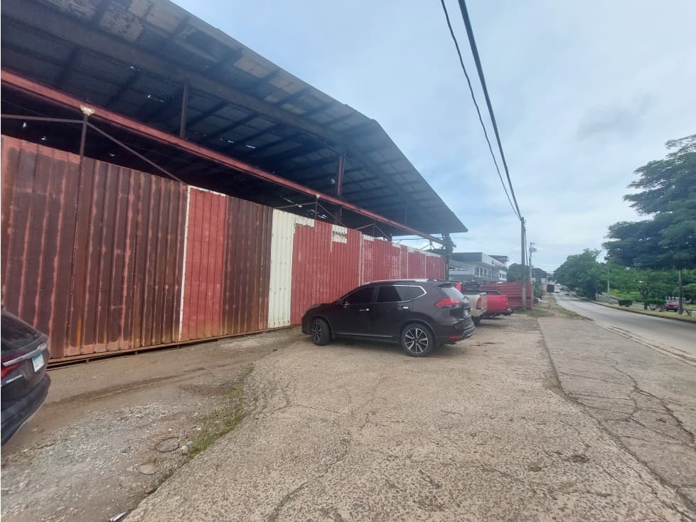Alquilo Galera de 967 M2 Panamericana Chorrera - 1