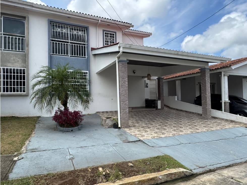 ALQUILO CASA P.H. VERSALLES DEL OESTE LA CHORRERA - 1