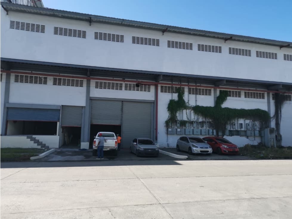Alquiler de Bodega en Cocosolito de Colon. - 1