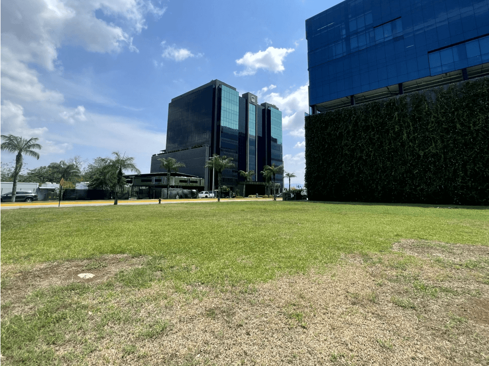 Se vende terreno en Santa María Business District - 1