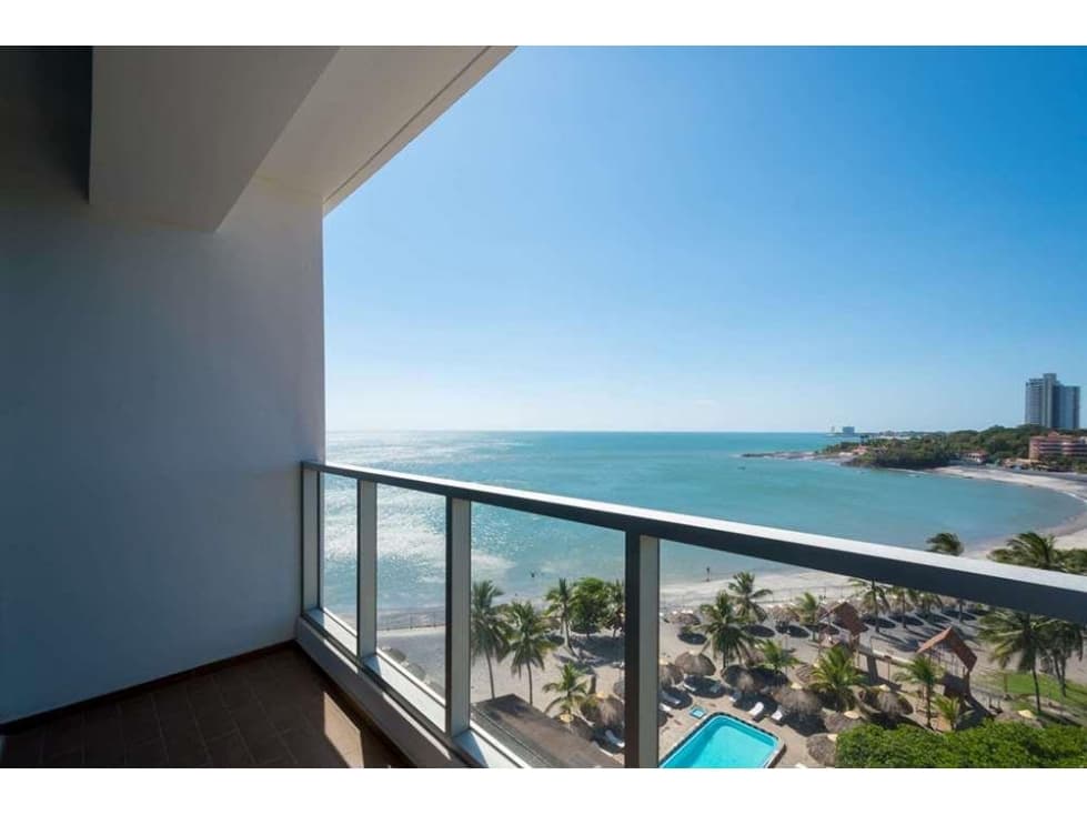 Venta de Apartamento con Vista al Mar en Nueva Gorgona, Panamá - 1