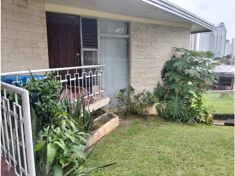 Alquiler de Casa y Lote Comercial/Commercial House & Lot for Rent - 1