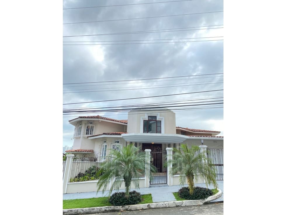 VENTA CASA - LUJOSA EN DOS MARES. - 1