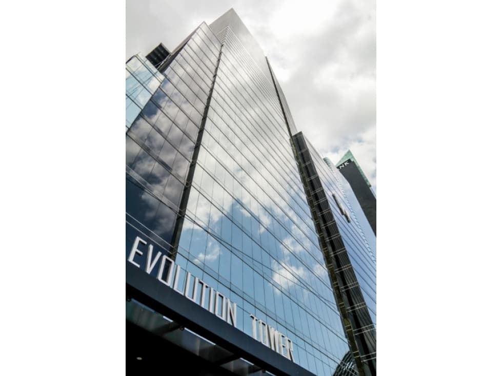 VENTA OFICINA - EVOLUTION TOWER - 1