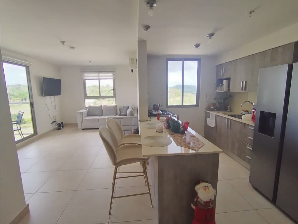 Se vende apartamento en Panamá Pacífico - 1