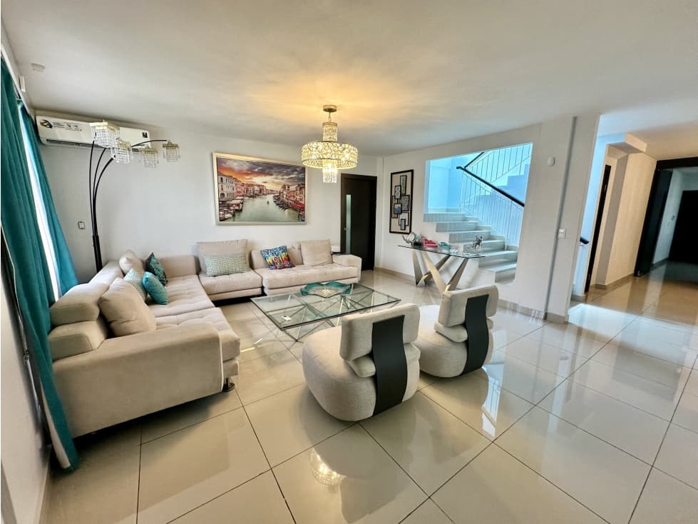 Se vende casa remodelada en El Carmen - 1