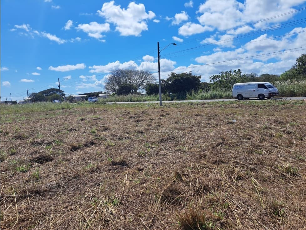 Venta de Terreno en Aguadulce - 1