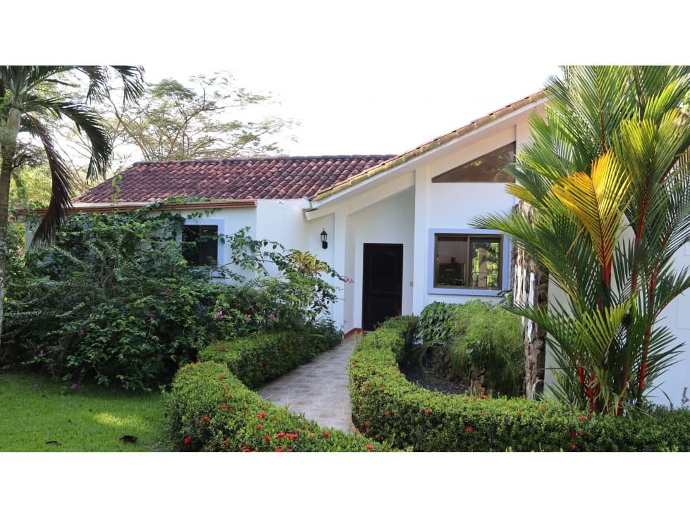 Se Alquila Casa En La Chorrera - 1