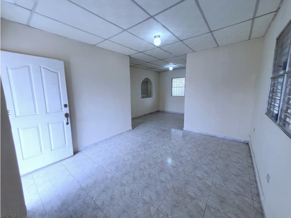 SE VENDE CASA EN LAS TABLAS - 1
