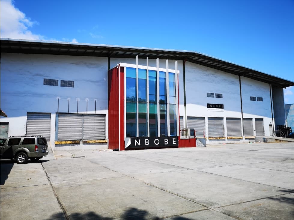 Aquilo Galera bodega 4600m2 en Milla 8 FGB - 1