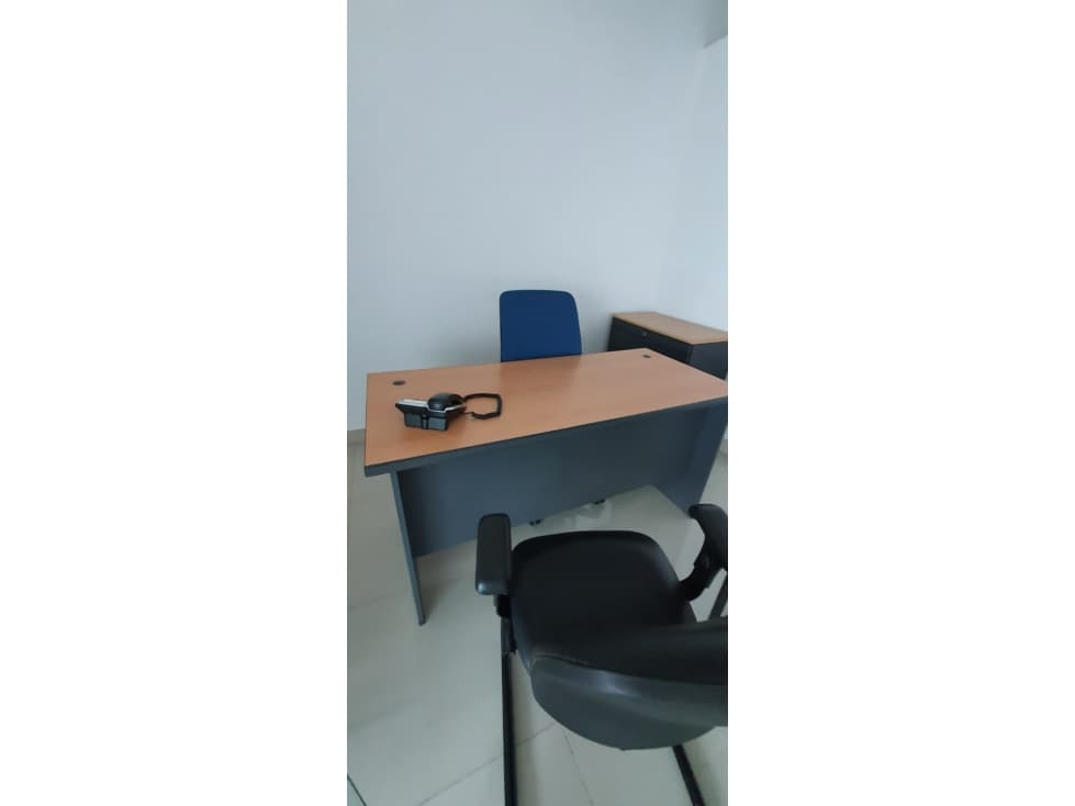 VENTA DE OFICINA EN EDISON CORPORATION CENTER - 1