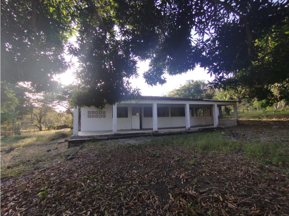 Se vende casa en Santo Domingo, Las Tablas, Los Santos - 1