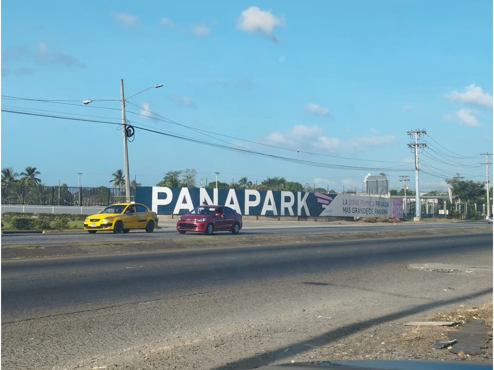 Se vende lote en Vía Panamericana 24 de Diciembre - 1