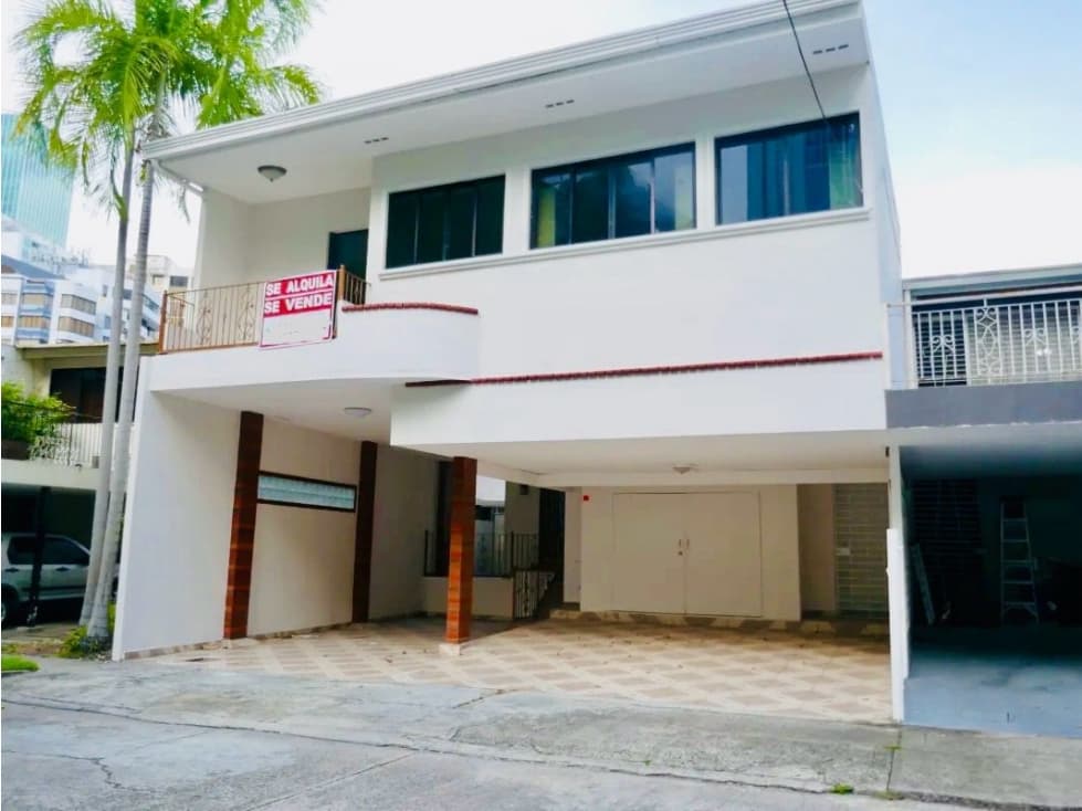 Casa Duplex en venta en Paitilla - 1
