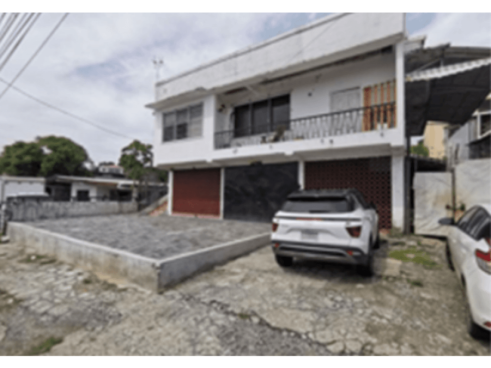 PROPIEDAD RESIDENCIAL-LOCAL COMERCIAL Y GALERA - 1