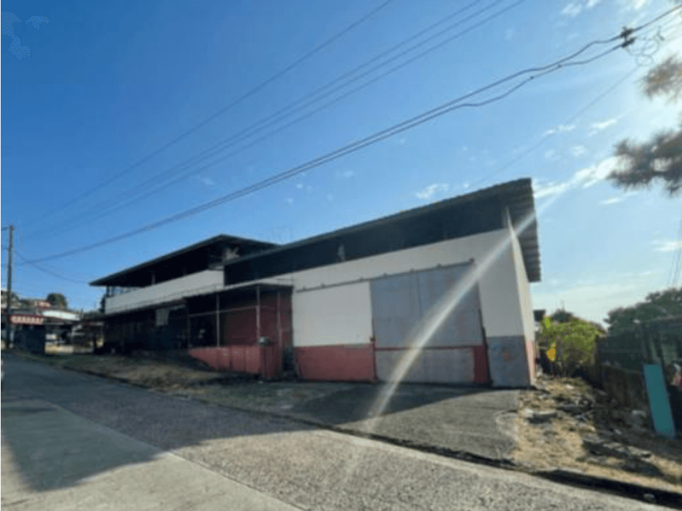 GALERA COMERCIAL / CON OFICINA / RIO ABAJO / 505M2 - 1