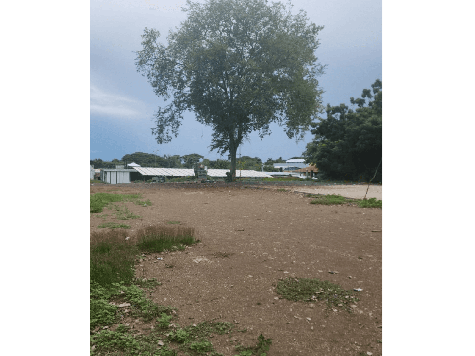 TERRENO COMERCIAL CHITRE EN PRINCIPAL 5505M FRENT HOTEL AZUERO - 1