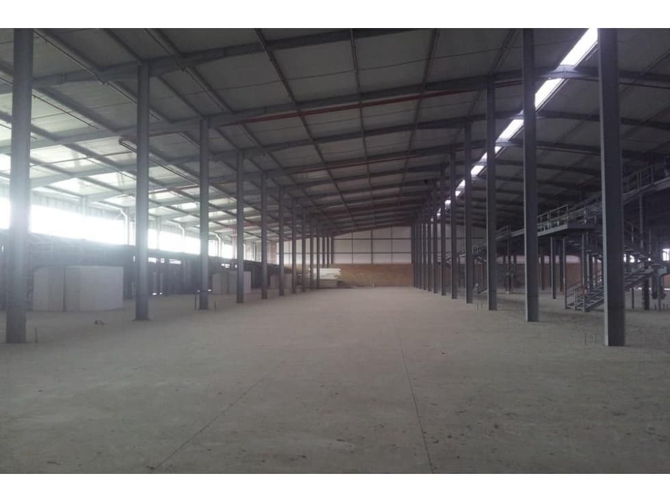 MILLA 8 / PARQUE INDUSTRIAL MILLA 8 / BODEGA CON MEZANINNE / 1603M - 1