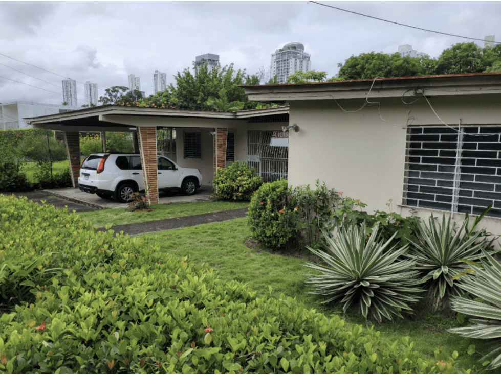 SAN FRANCISCO / ALTOS DEL GOLF / 1050M / TERRENO CON VIVIENDA JC - 1