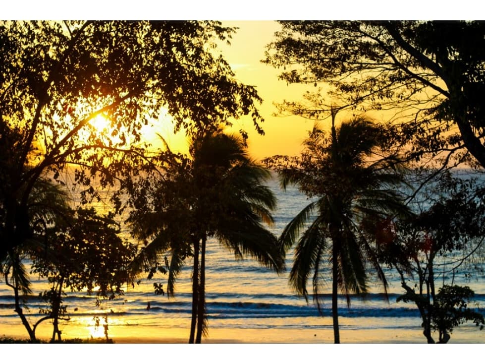 VENDO HERMOSA CASA A ORILLA DE PLAYA TONOSI - 1