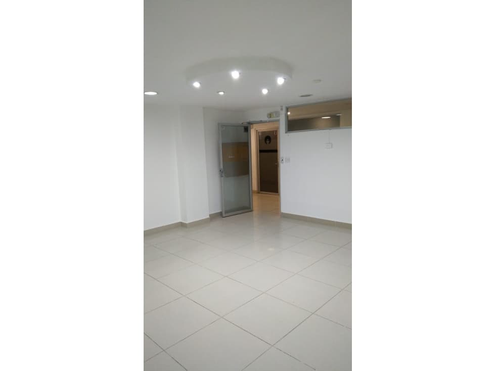 ALQUILER OFICINA CONDADO DEL REY - 1