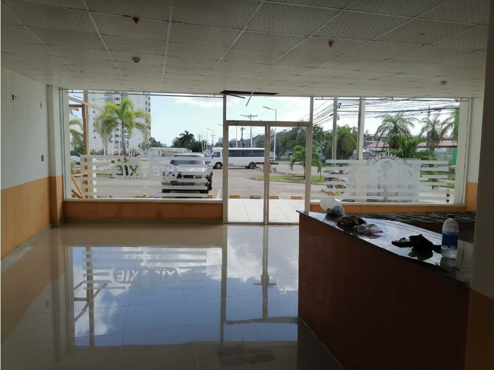 ALQUILER LOCAL COMERCIAL JUAN DIAZ - 1