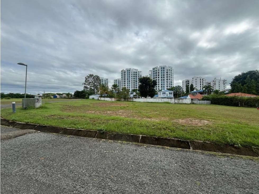 VENTA TERRENO PLAYA BLANCA - 1
