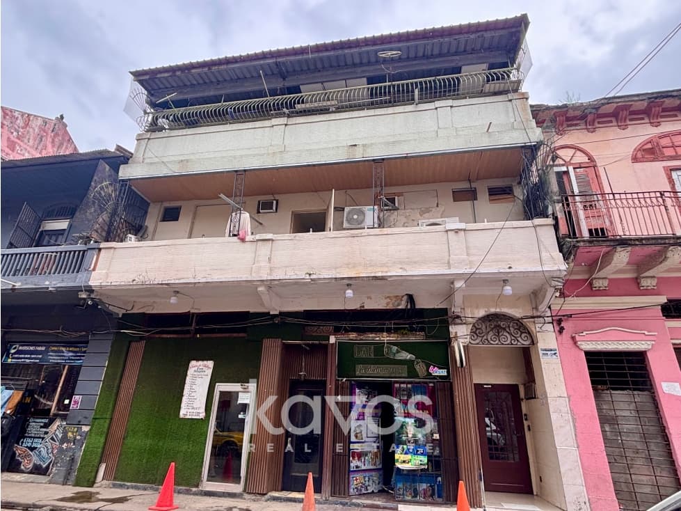 EN VENTA EDIFICIO EN CASCO ANTIGUO - 1