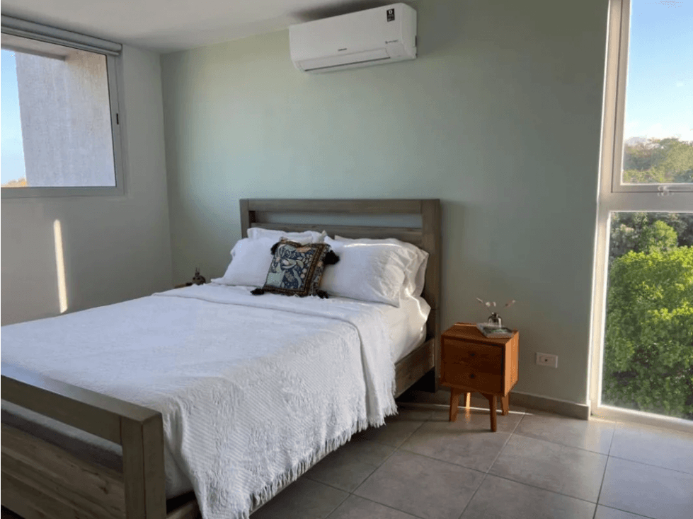 Se Vende Apartamento en Brisas del Golf - 1